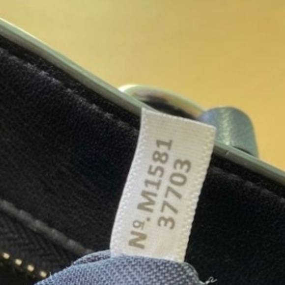 Coach Crosby w/ floral rivets Satchel Black/dk Gray GUC - Picture 4 of 16